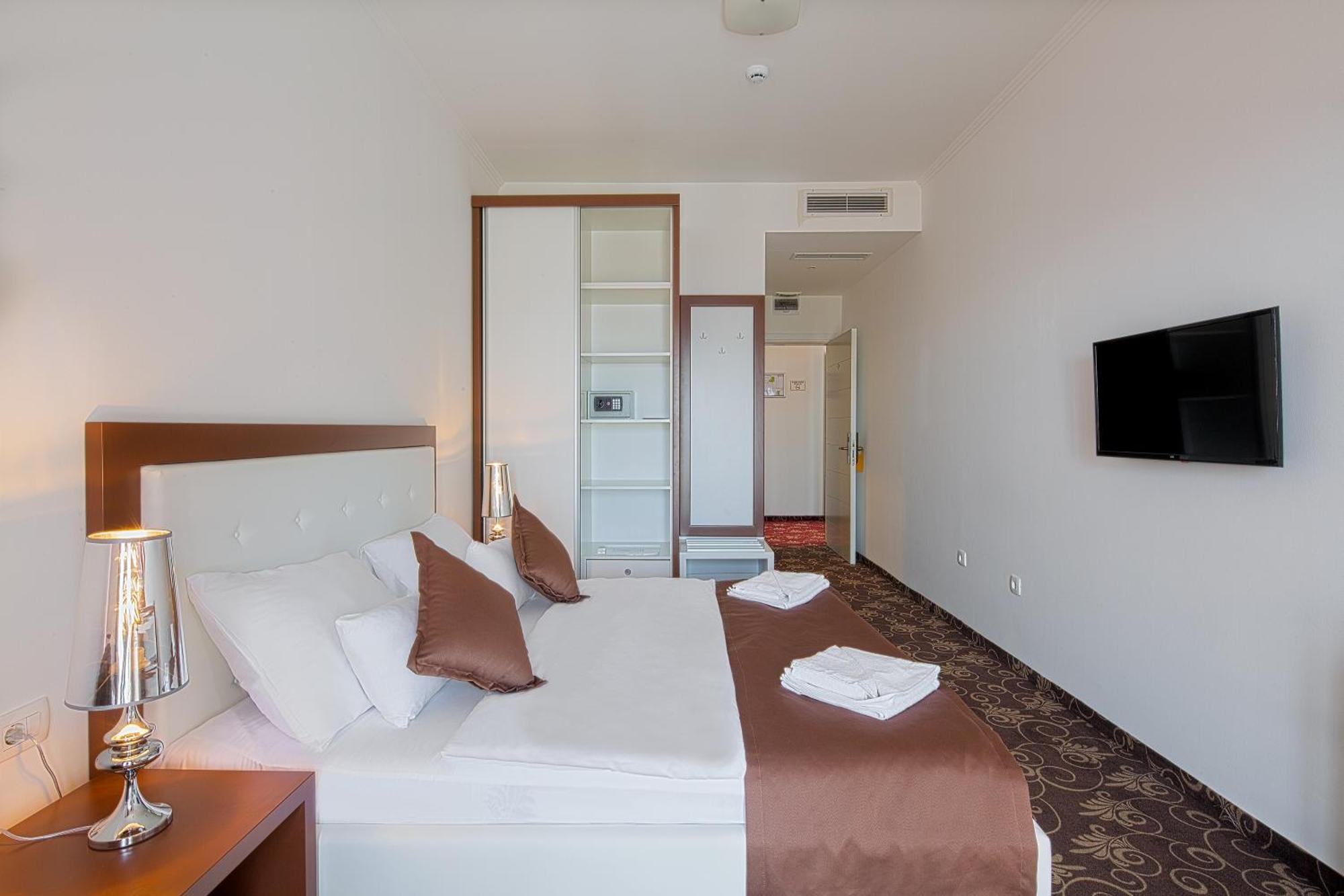 Hotel Pozzo Budva Zewnętrze zdjęcie