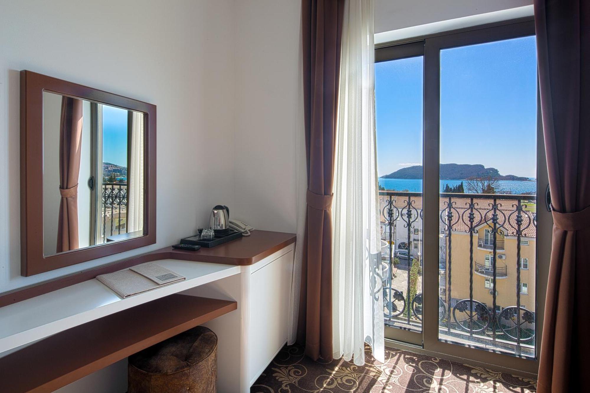 Hotel Pozzo Budva Zewnętrze zdjęcie