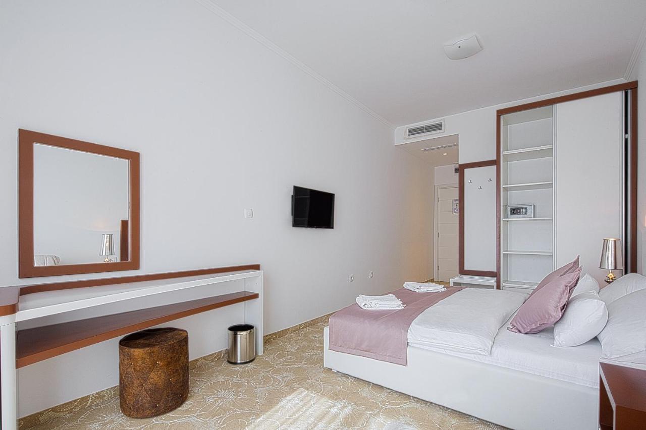 Hotel Pozzo Budva Zewnętrze zdjęcie