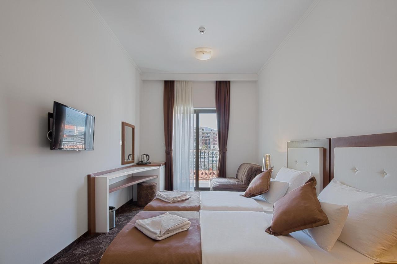 Hotel Pozzo Budva Zewnętrze zdjęcie