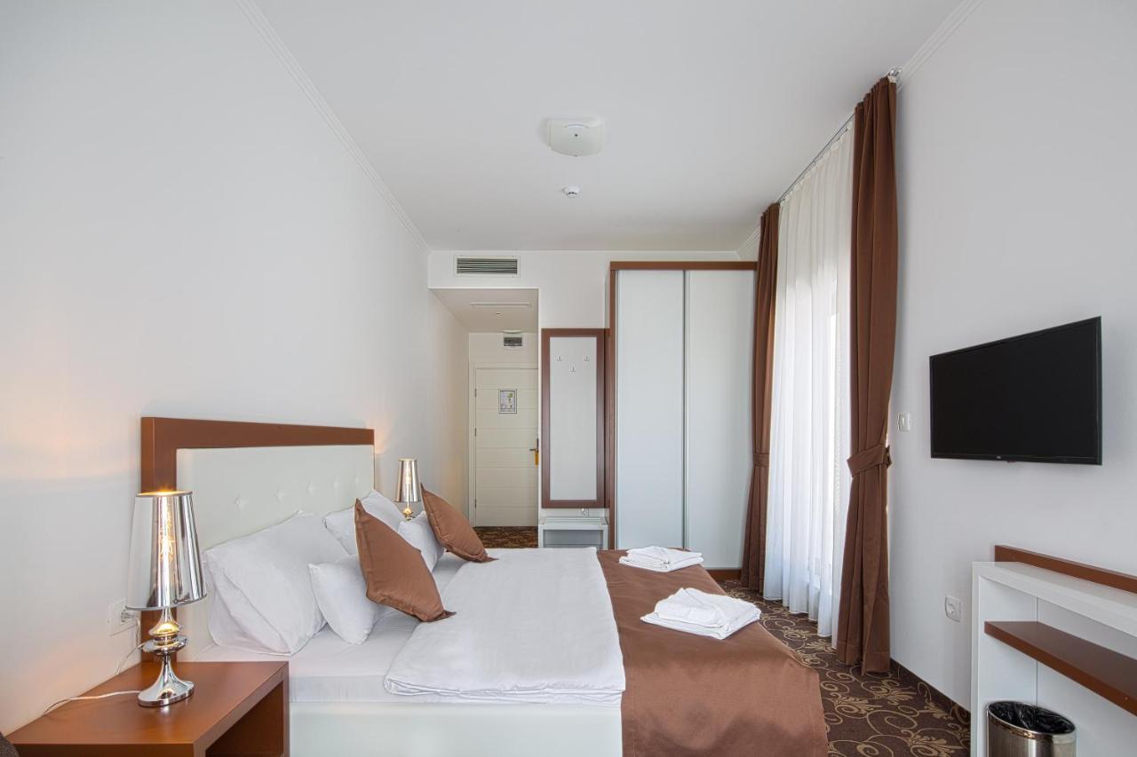 Hotel Pozzo Budva Zewnętrze zdjęcie
